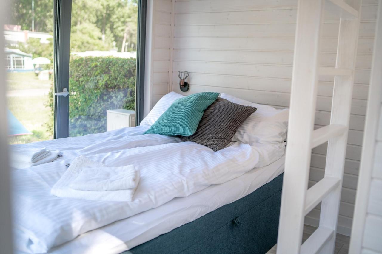 Pod Cyprysami - Surf & Family Resort Jastarnia Kültér fotó