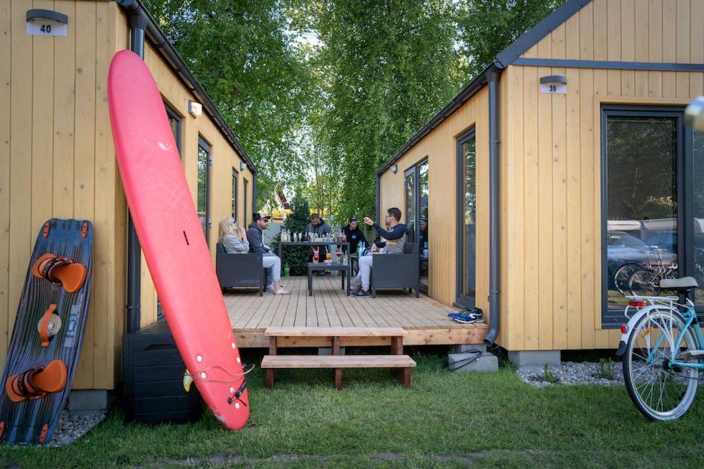 Pod Cyprysami - Surf & Family Resort Jastarnia Kültér fotó