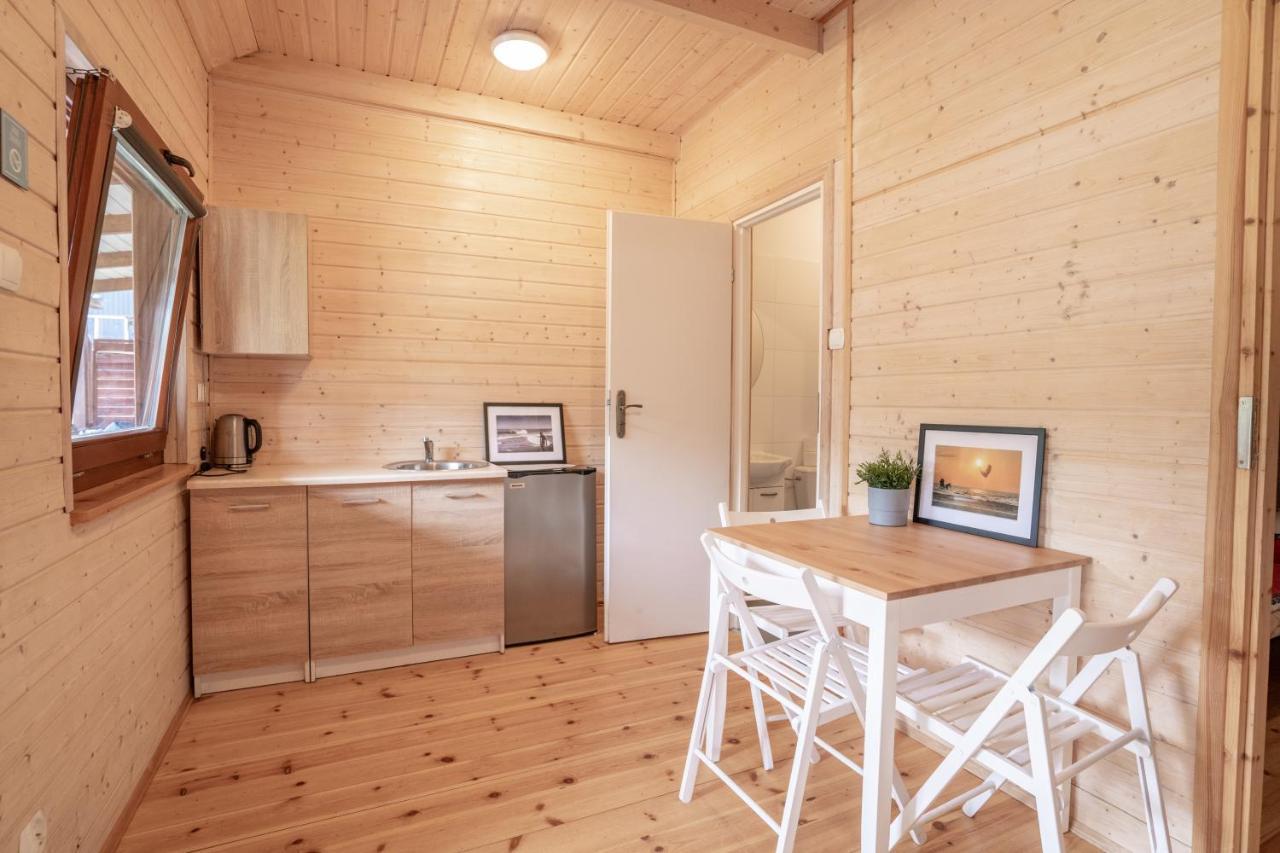 Pod Cyprysami - Surf & Family Resort Jastarnia Kültér fotó